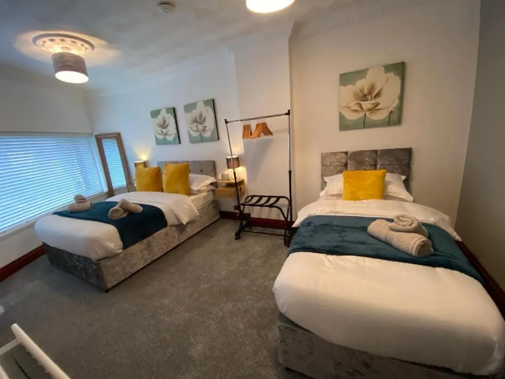 Apartment Cosy 2 Bed Flat In Swansea - Home Away From Home