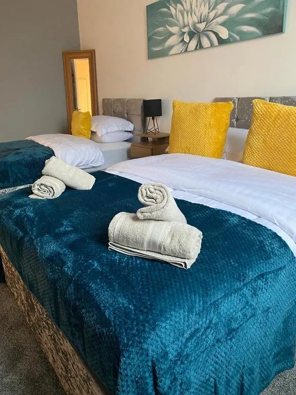 Cosy 2 Bed Flat In Swansea - Home Away From Home 0*,  United Kingdom